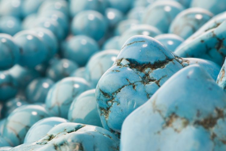 Turquoise Meaning Discover Its Healing Properties & Benefits