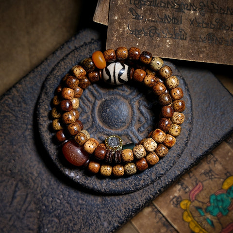 Tibetan Healing Bracelet with Bodhi Seeds and Dzi Bead Accents