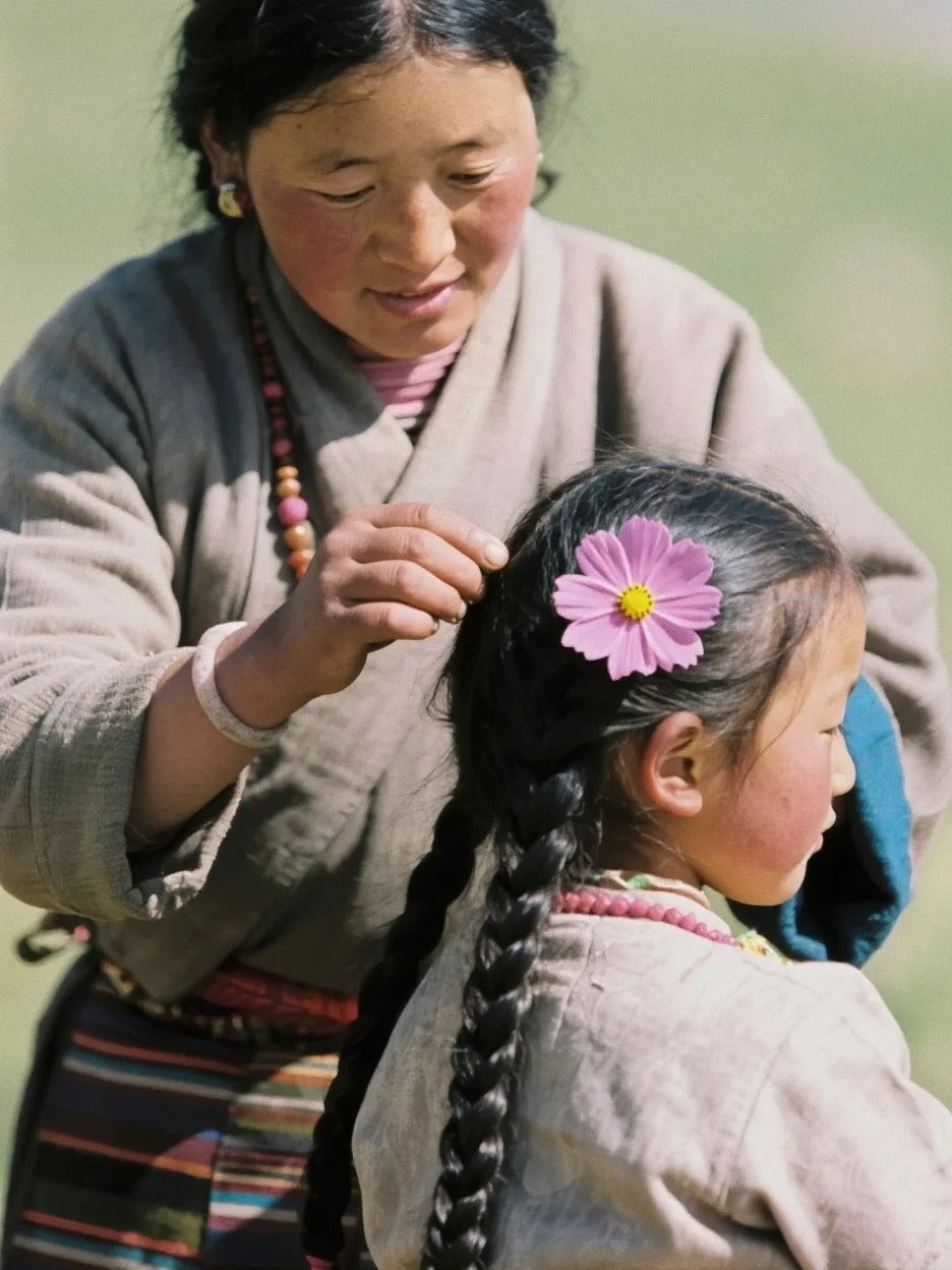 Tibetan woman and little girl