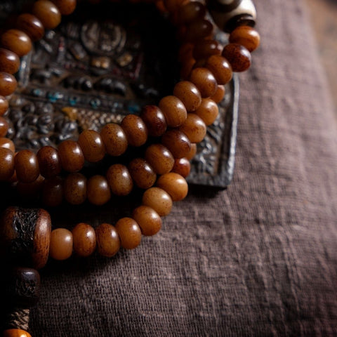Tibetan natural yak bone bracelet detail