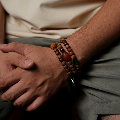 Tibetan Healing Bracelet with Bodhi Seeds and Dzi Bead Accents